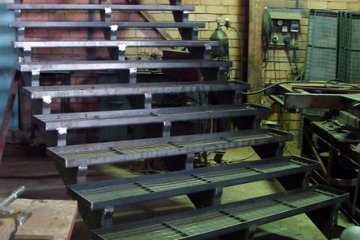 Изготовление лестниц