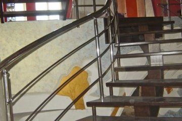 Лестница из металла