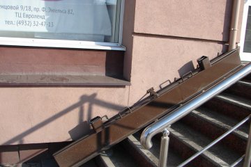 Установка пандуса в подъезде