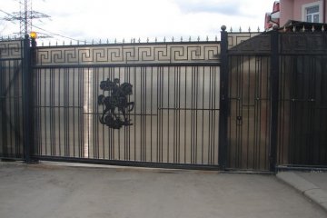 Монтаж металлических ворот