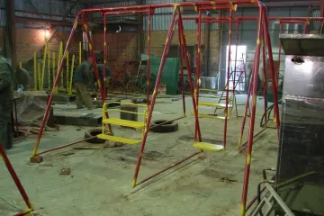 Качели детские металлические