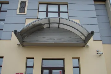 Козырьки из поликарбоната