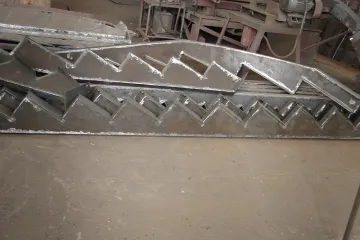 Монтаж металлических лестниц